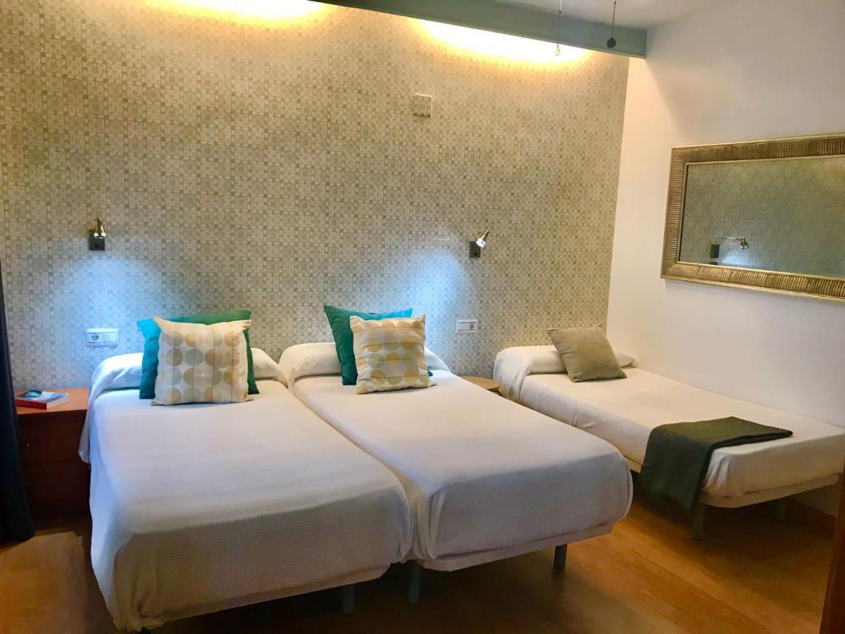 Hostal Guadalupe 토레몰리노스 외부 사진