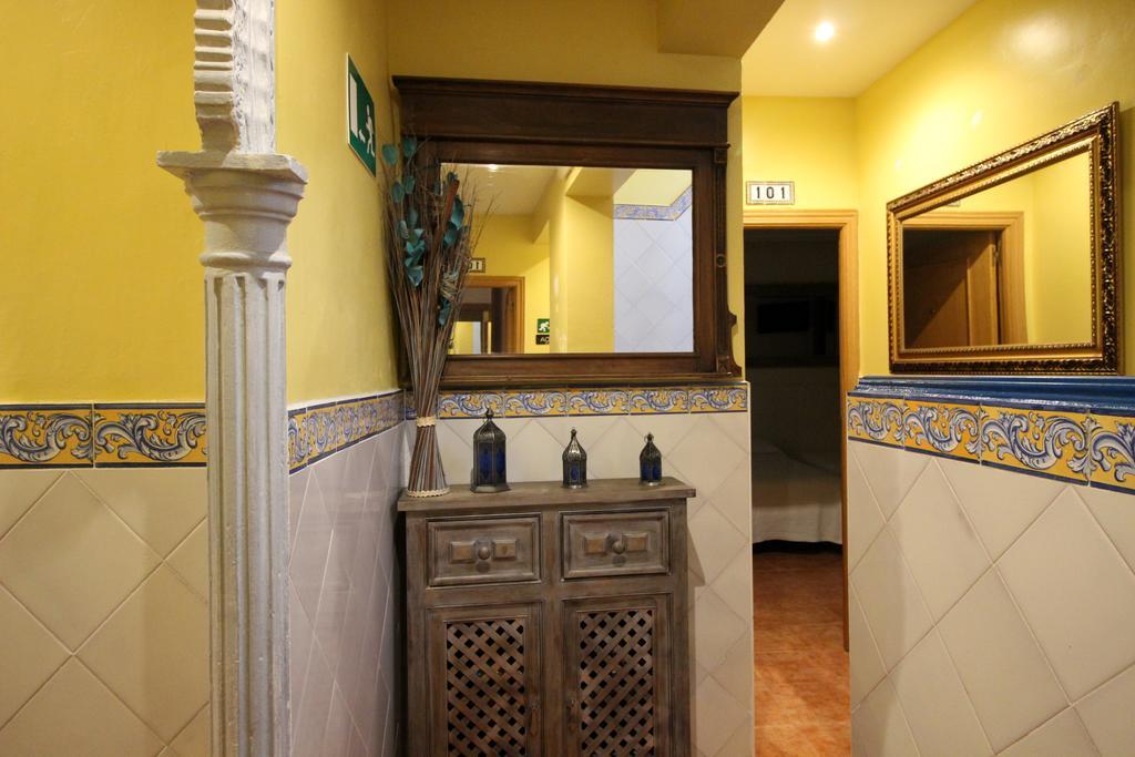 Hostal Guadalupe 토레몰리노스 외부 사진