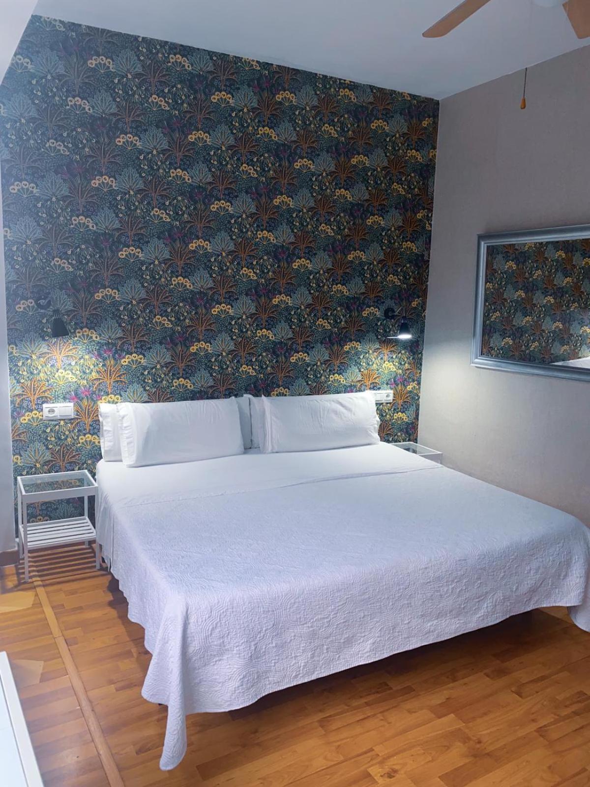 Hostal Guadalupe 토레몰리노스 외부 사진
