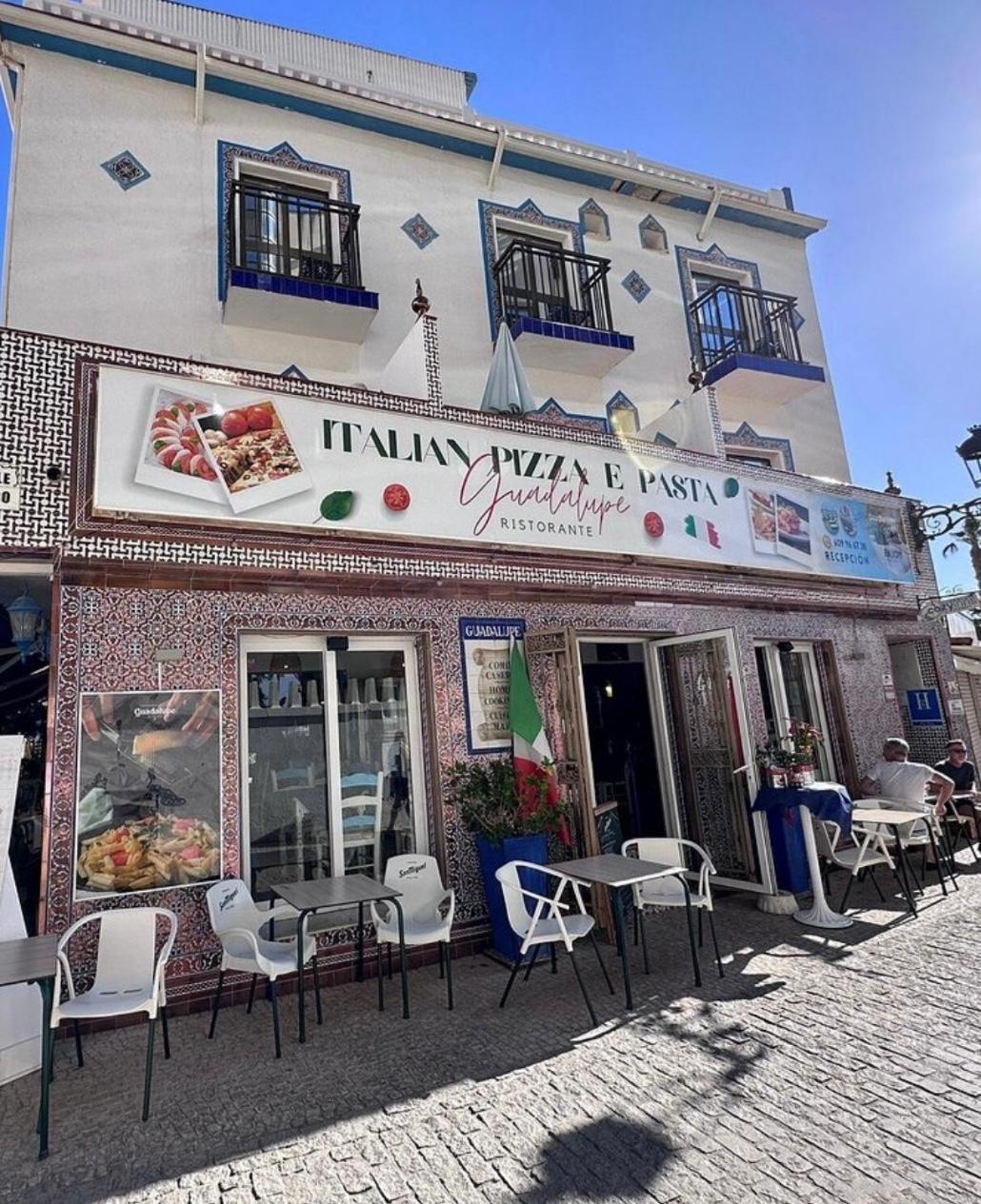 Hostal Guadalupe 토레몰리노스 외부 사진