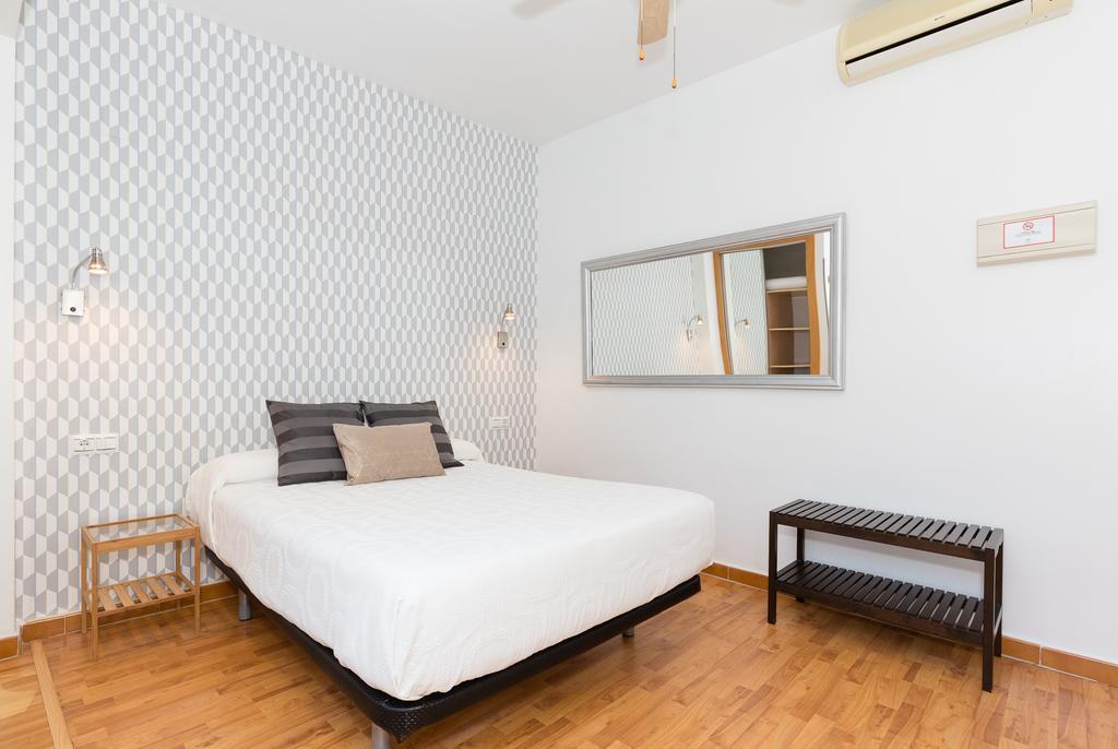 Hostal Guadalupe 토레몰리노스 외부 사진